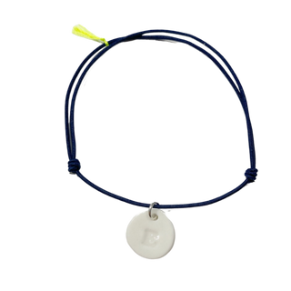 Bracelet Essentiel M initiale - Petite lettre - 1 Porcelaine blanche - Bleu marine